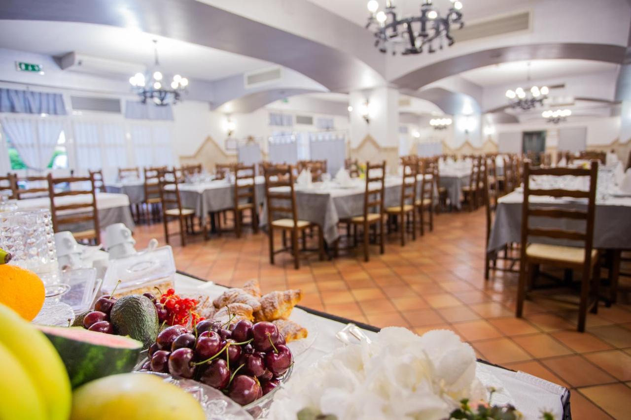 Hotel Villa Verde 리보토르토 외부 사진