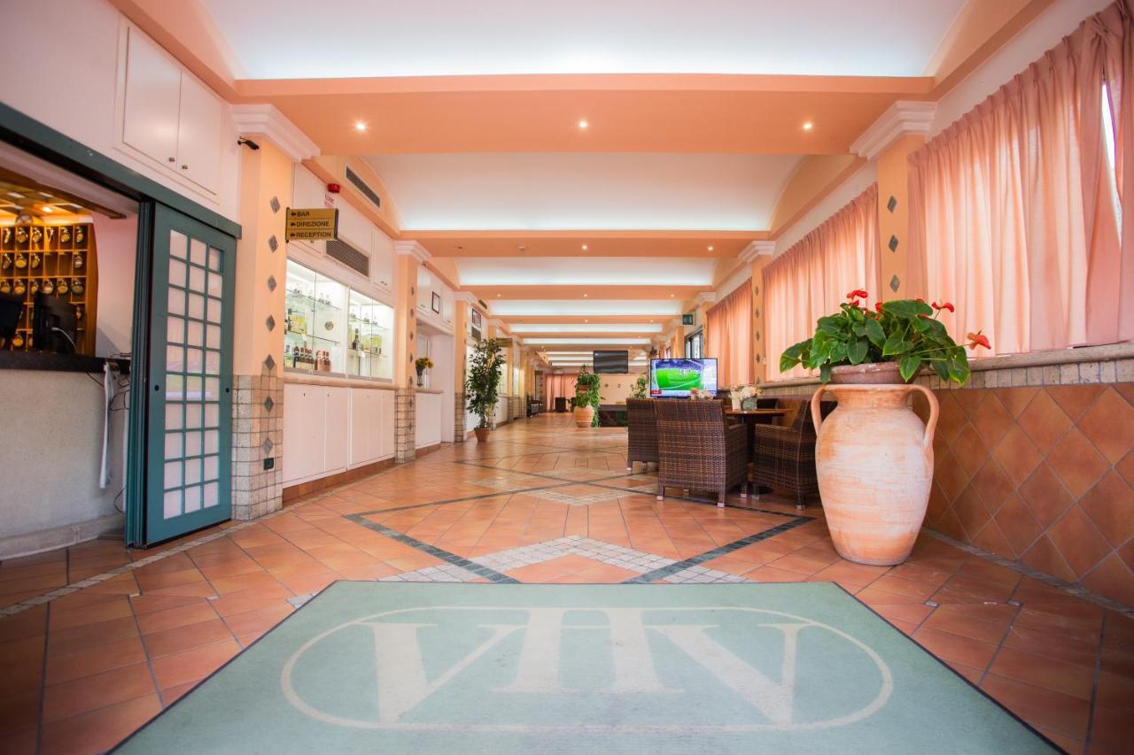Hotel Villa Verde 리보토르토 외부 사진