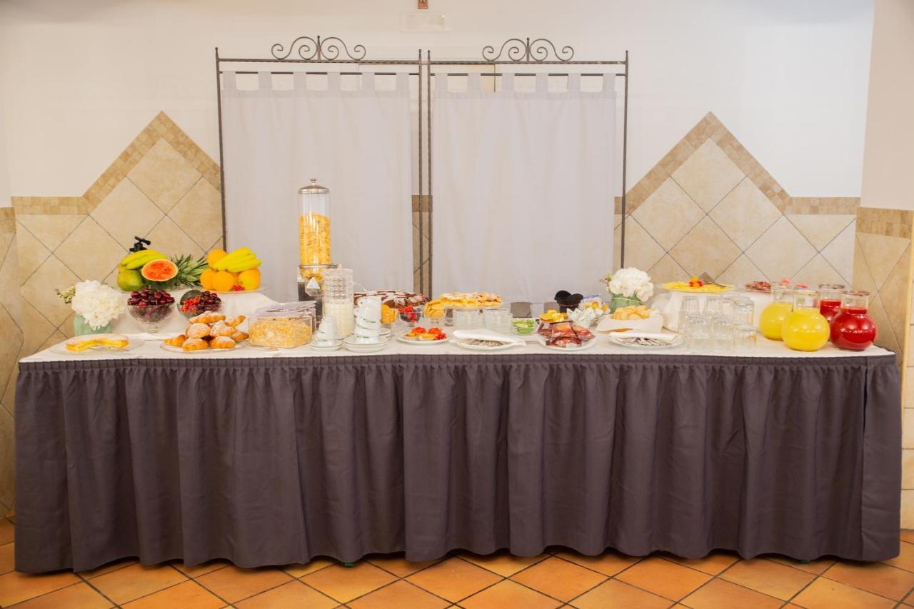 Hotel Villa Verde 리보토르토 외부 사진