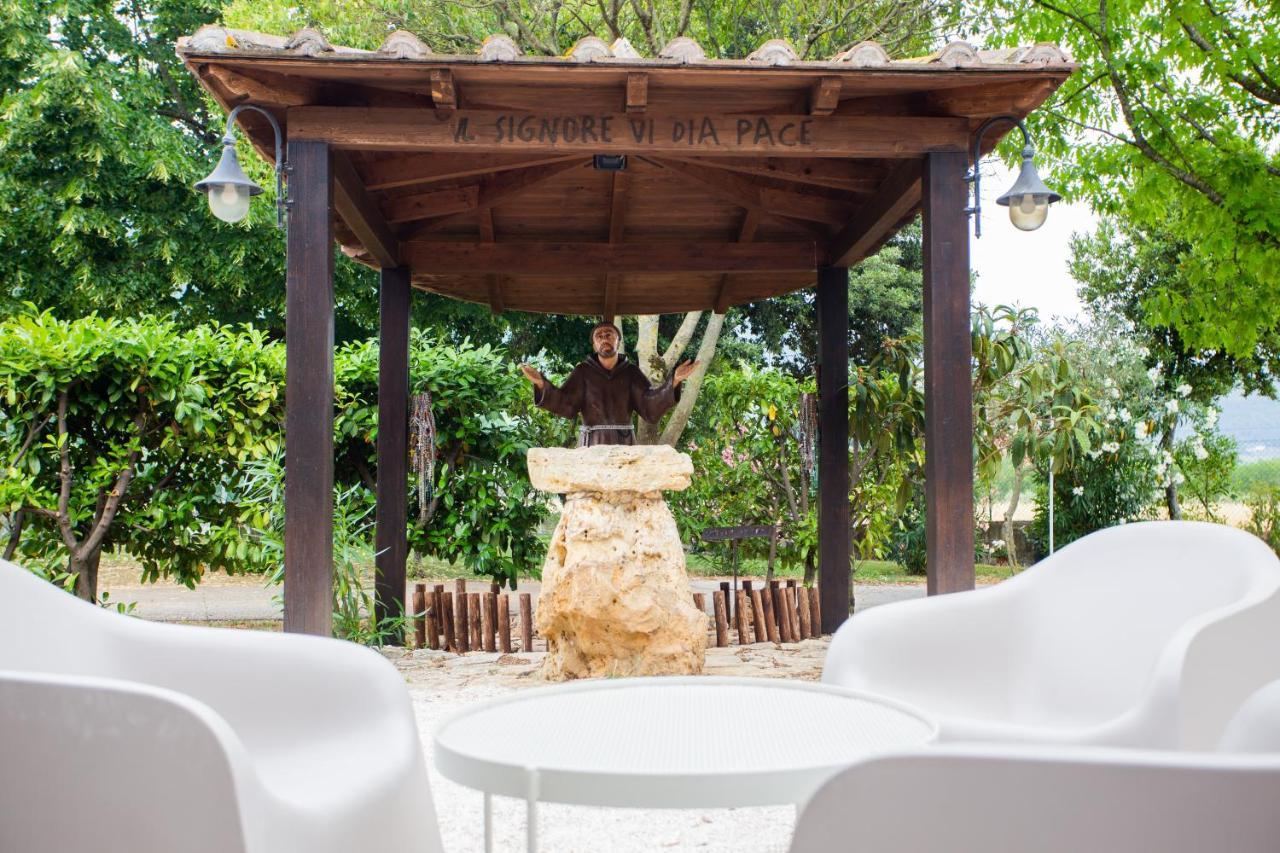 Hotel Villa Verde 리보토르토 외부 사진
