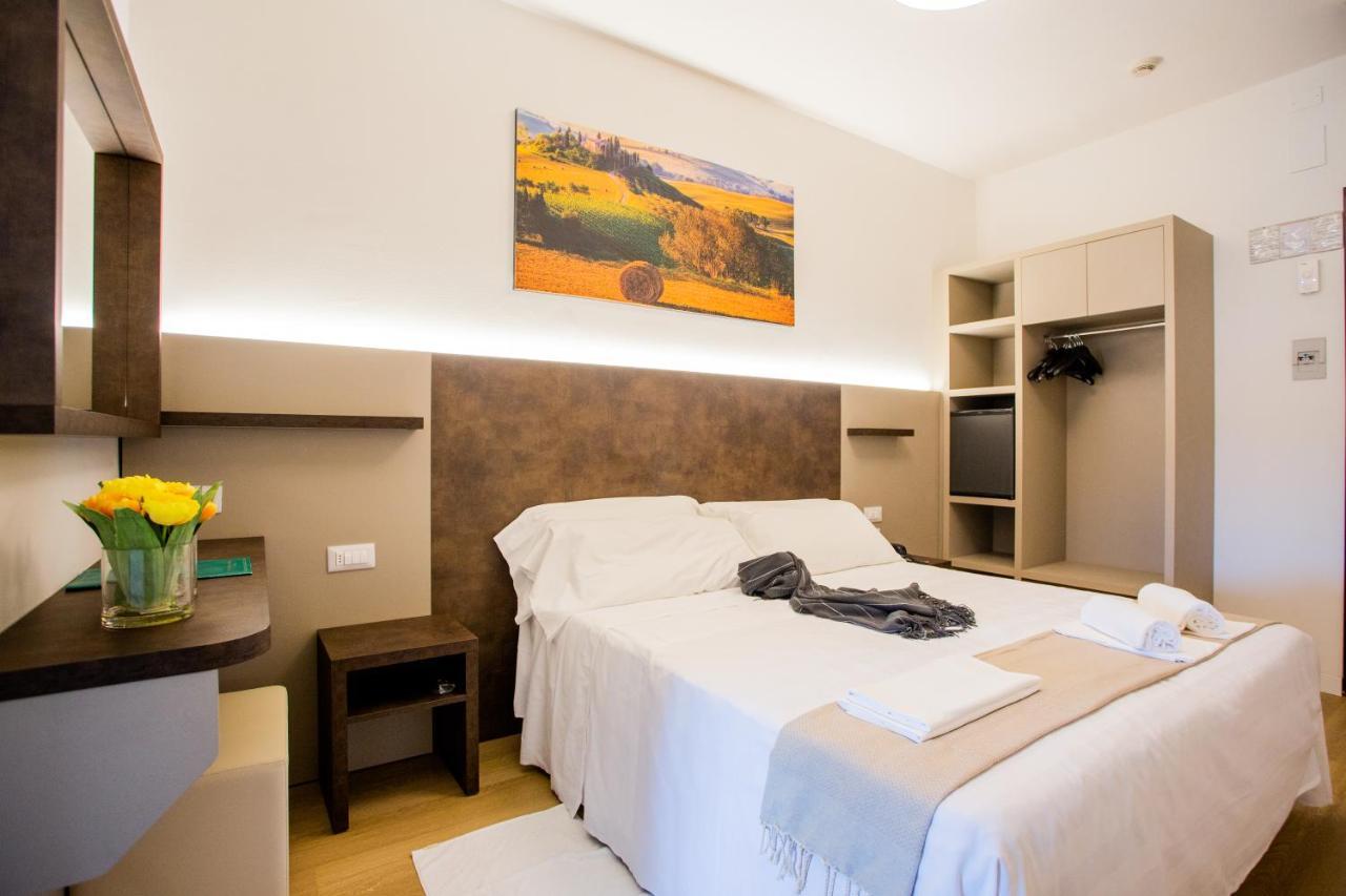 Hotel Villa Verde 리보토르토 외부 사진