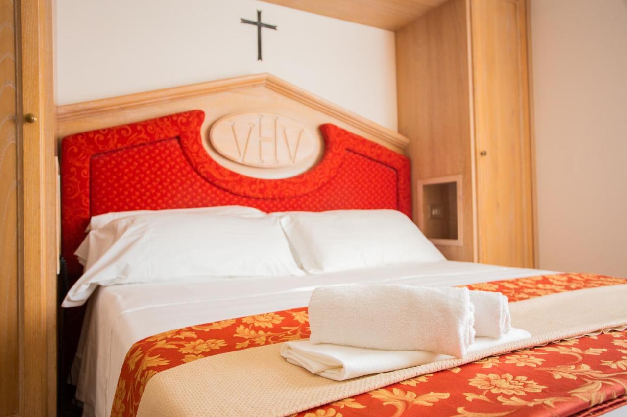 Hotel Villa Verde 리보토르토 외부 사진