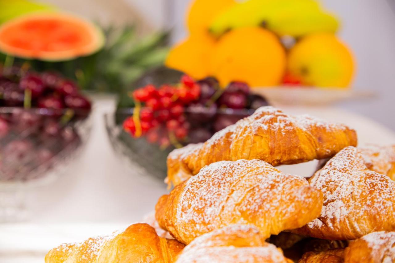 Hotel Villa Verde 리보토르토 외부 사진