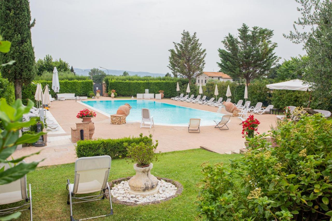 Hotel Villa Verde 리보토르토 외부 사진